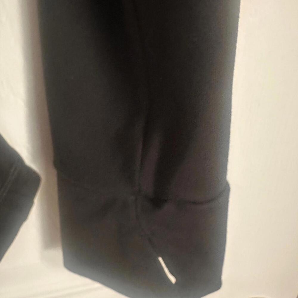 Victoria's Secret Black Ruched Knockout Jacket with Thumbholes - Picture 2 of 4